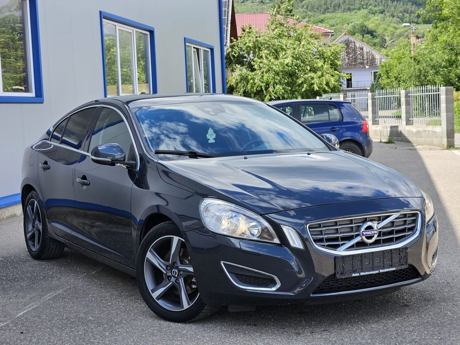 Volvo S60 D2 2011