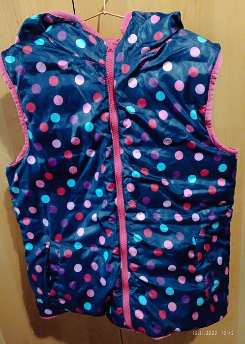 Желет болоневый на девочку