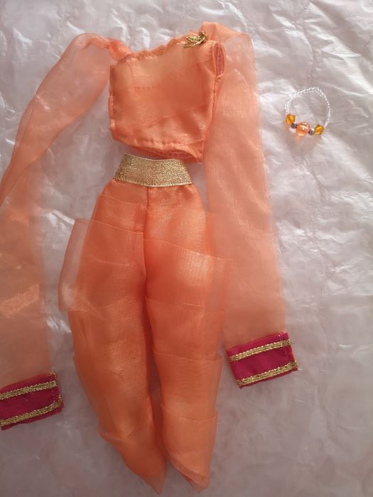 Ținută Barbie Discover the world #25Nepal