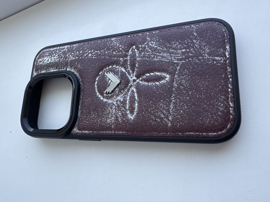 Husa Loulou Velante  iphone 15 pro