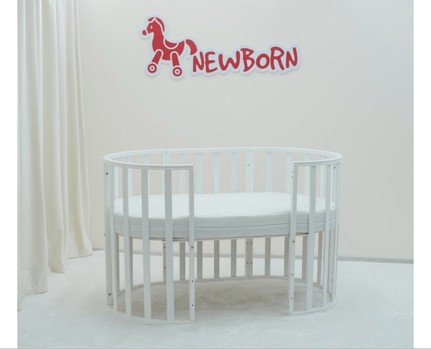 Продам манеж кроватку.