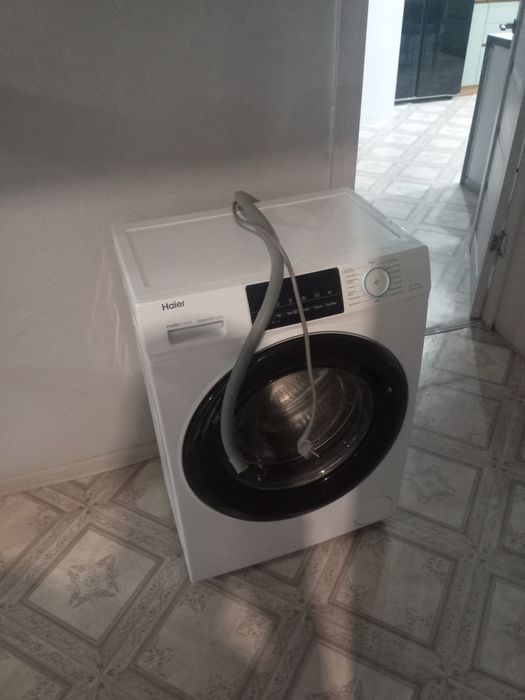 Продам стиральную машину