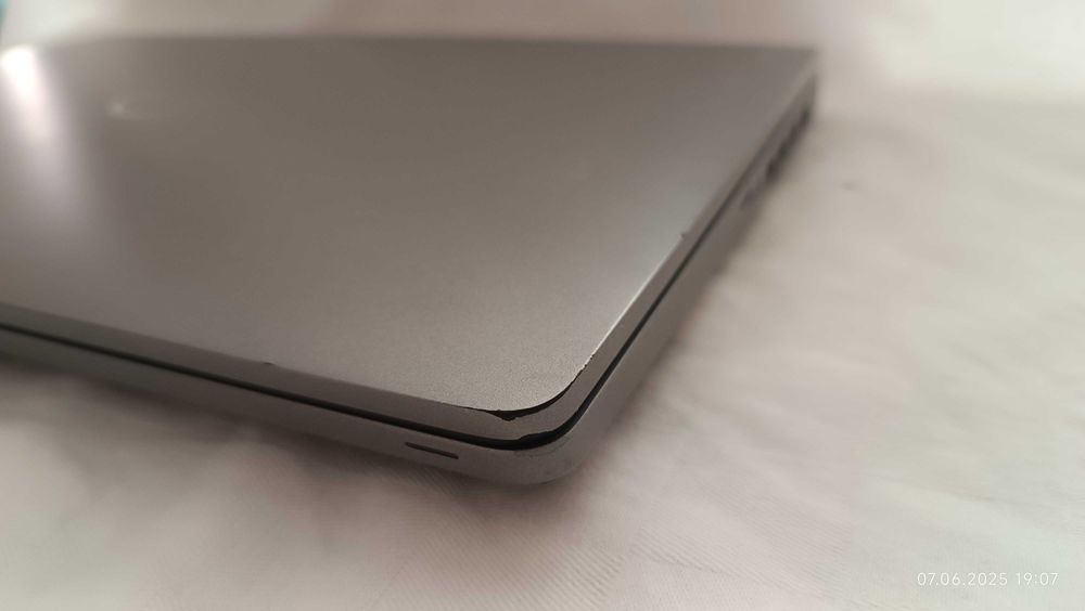 Dell Precision 3551 Intel Core i7 10875H 32gb 15.6" 1920x1080