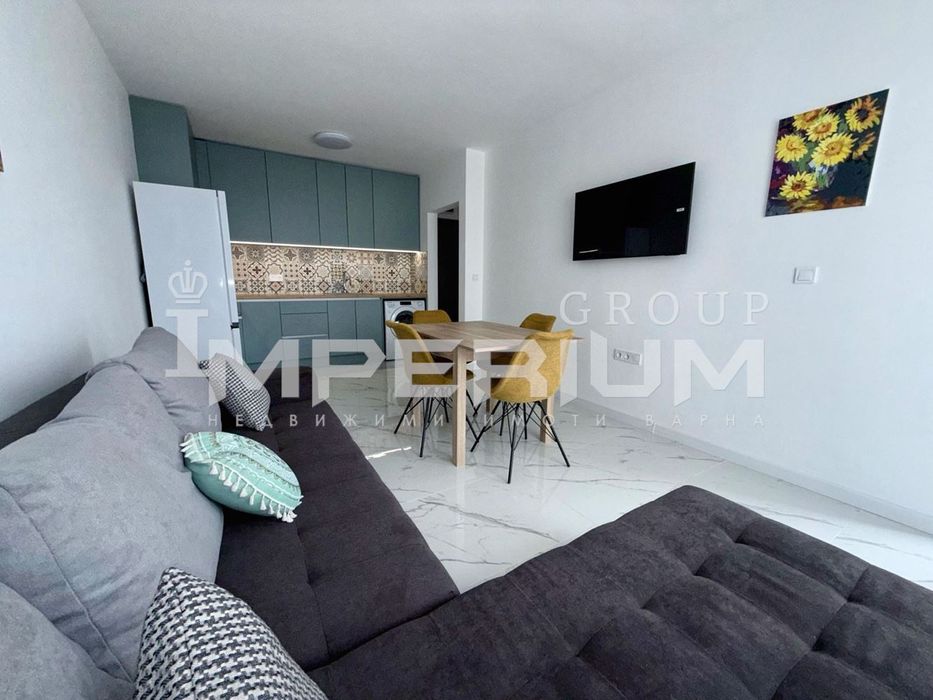 НОВ Двустаен апартамент с ПАРКОМЯСТО под наем в района на м-т Пчелина