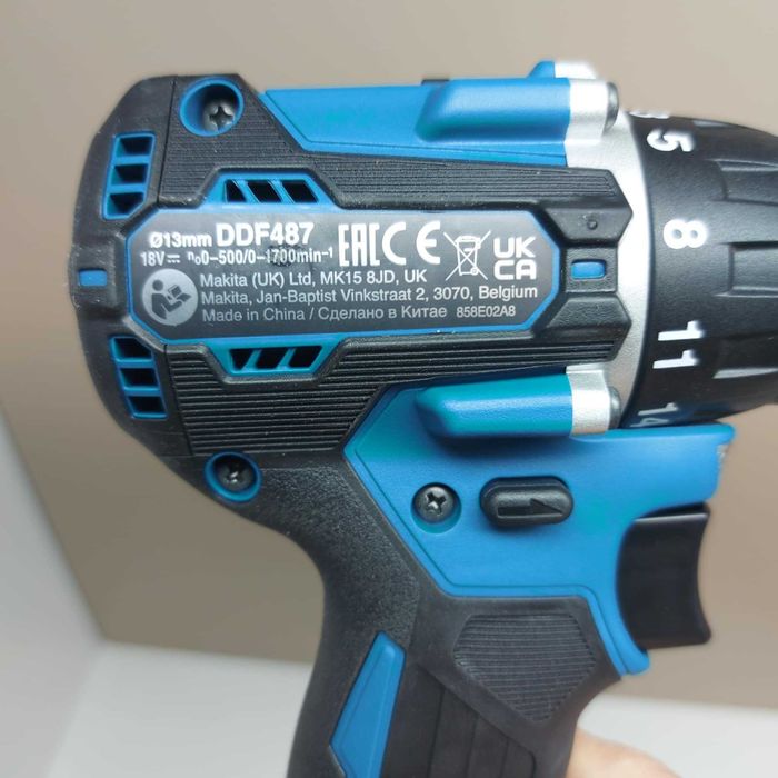 Нов безчетков винтоверт Makita DDF487Z