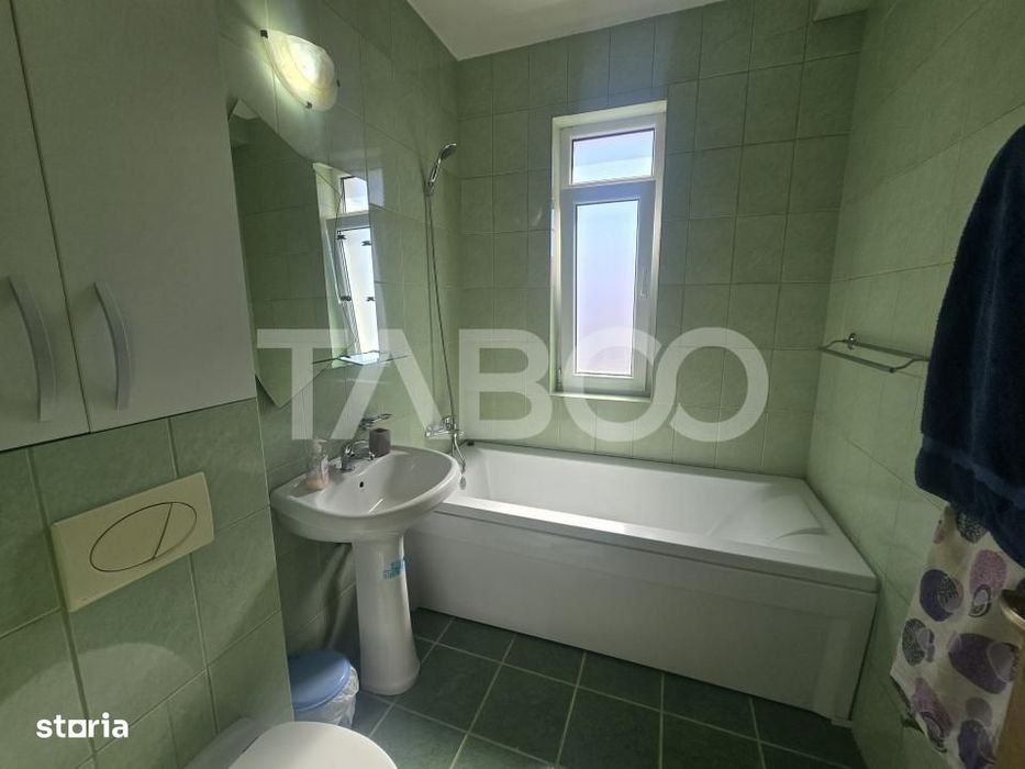 Prima inchiriere-Apartament 103 mpu 3 camere balcon 10 mp zona Strand