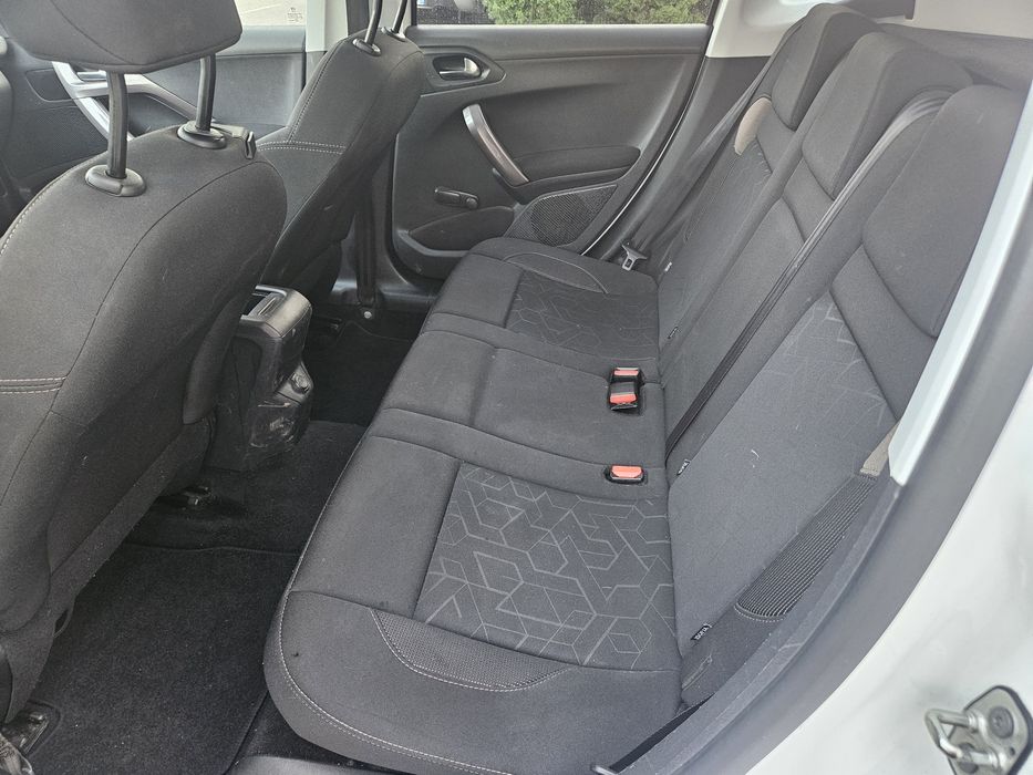 Peugeot 2008 1.2VTi *LED*2016 NAVI*GPS*