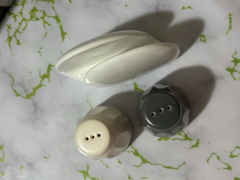 креманка, сахарница все вместе ДАРОМ