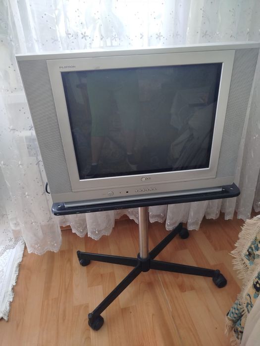 Продаётся телевизор