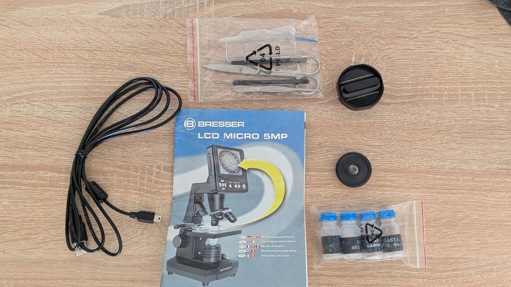 Microscop digital LCD 5MP Bresser