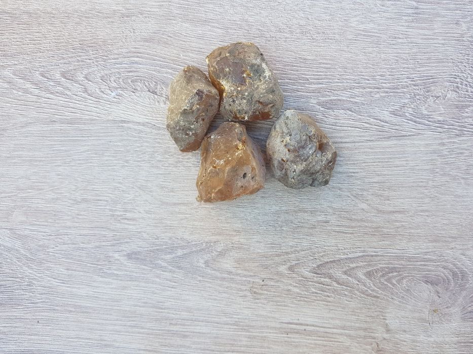 Канифоль,молоток для сварки,каска для сварки