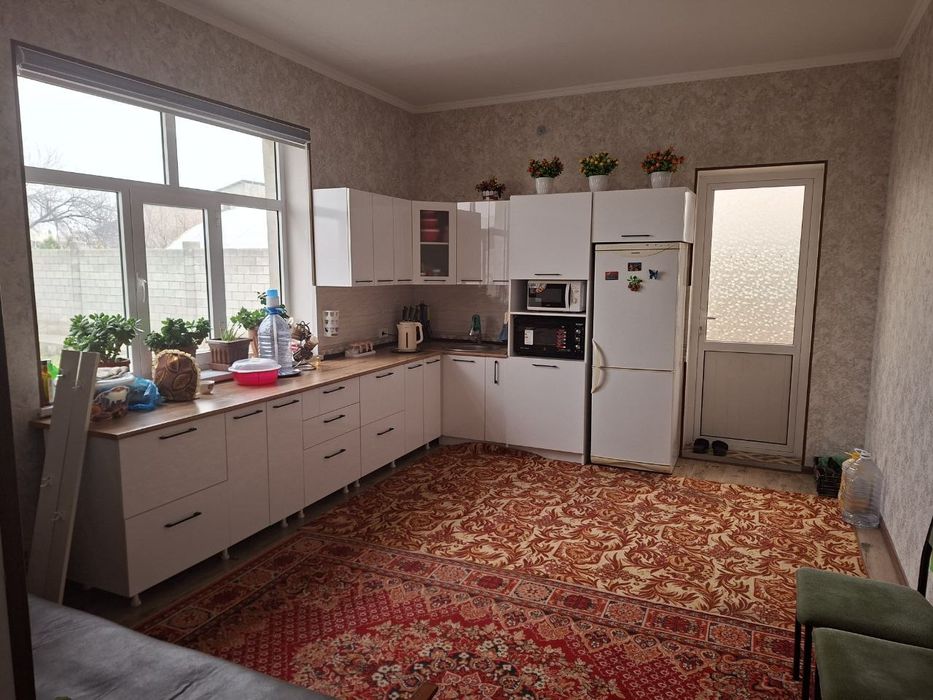 Фаргона шахар  гос снабда икки каватли ховли