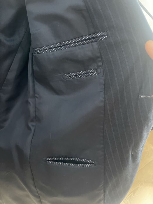 Costum barbatesc Conbipel - Italy - marimea 52, bleumarin cu dungulite