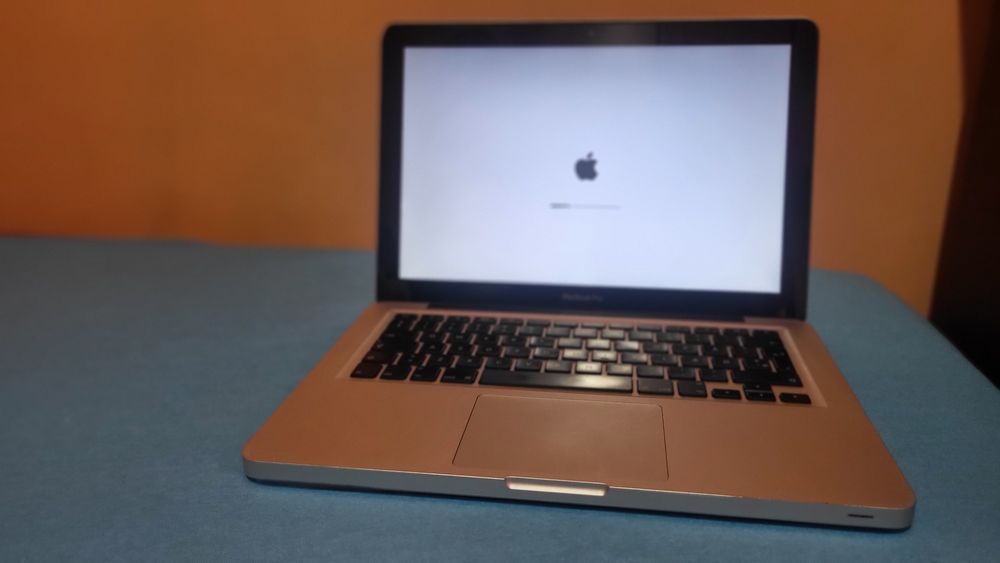 MacBook Pro oferta pret