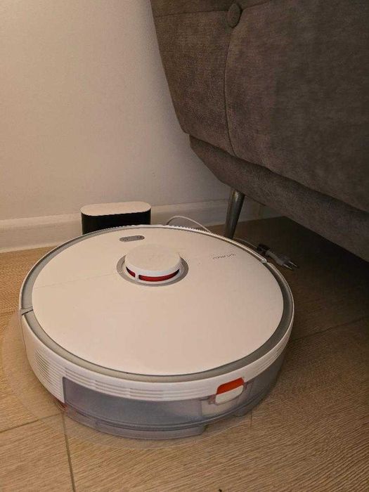 ROBOROCK Cleaner S5 Max cu functie Mop si aplicatie telefon - 450 Lei