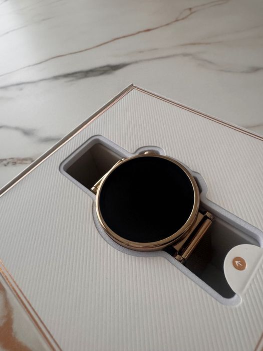 Смарт часовник Huawei GT4 41 mm Gold