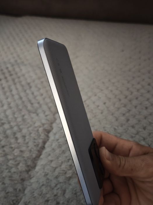 Продам телефон xiaomi 13t