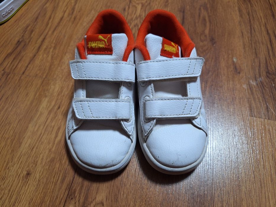 Маратонки Adidas u Puma