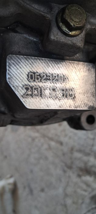 Продавам скоростна кутия за пежо,ситроен 1.6 бензин