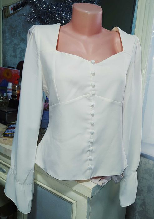 Рубашки блузки размер М-Л