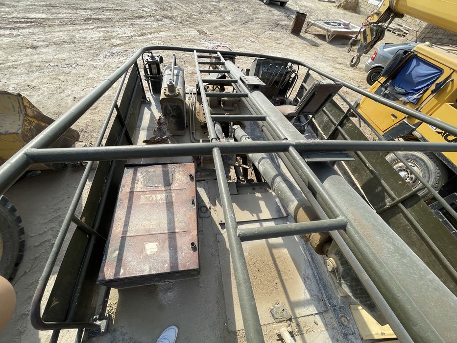 Продается бурильно-крановая машина Урал БКМ-515