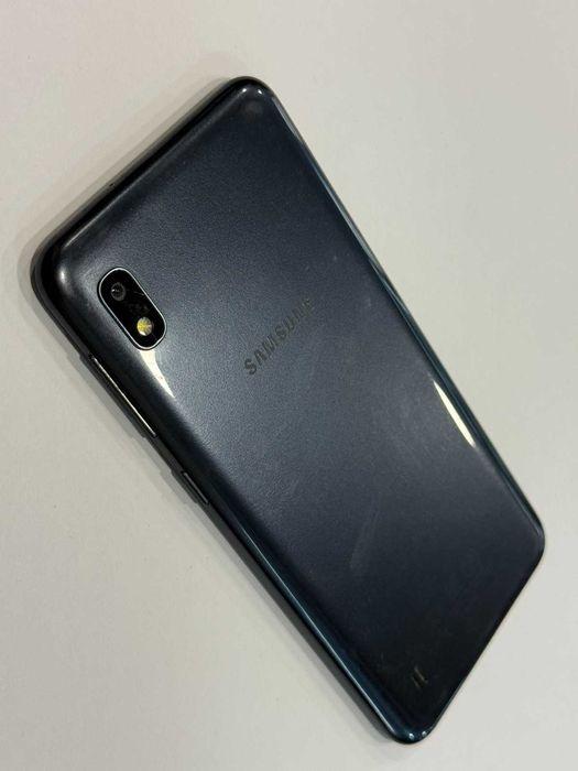 Samsung Galaxy A10 – 32GB / 2GB RAM