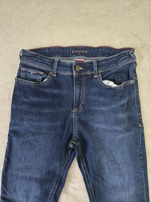 Дънки на  Tommy Hilfiger