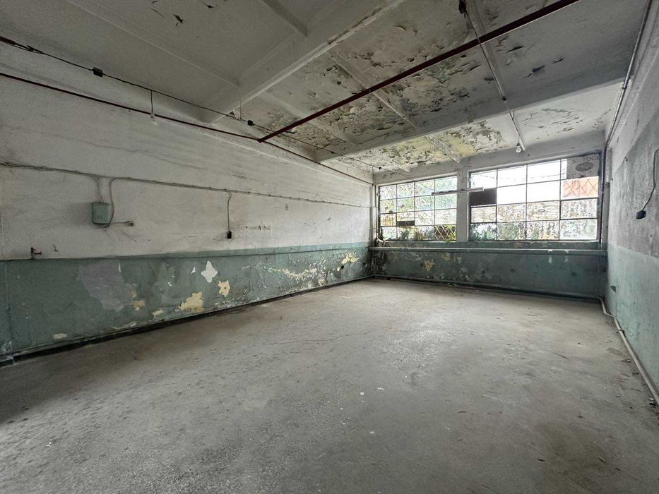 Дава се под наем Склад в Пловдив, Индустриална зона - Север - 400 кв.м за 1530 € - Снимка #4