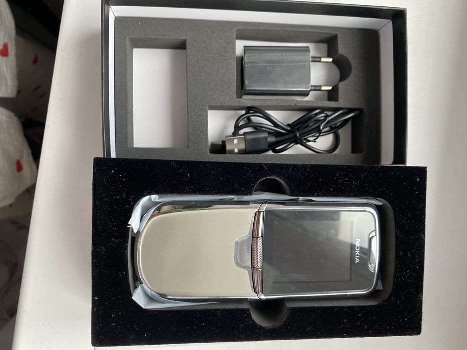 Продам телефон Nokia 8800