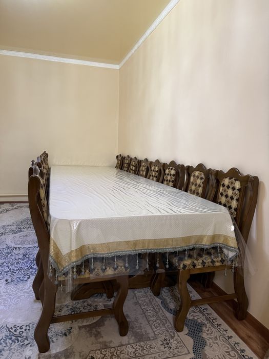 Стол со стульями 200 тыс