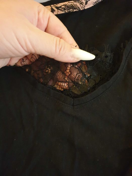 Haine de damă de vânzare