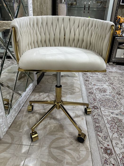 Стулья барные и кресла