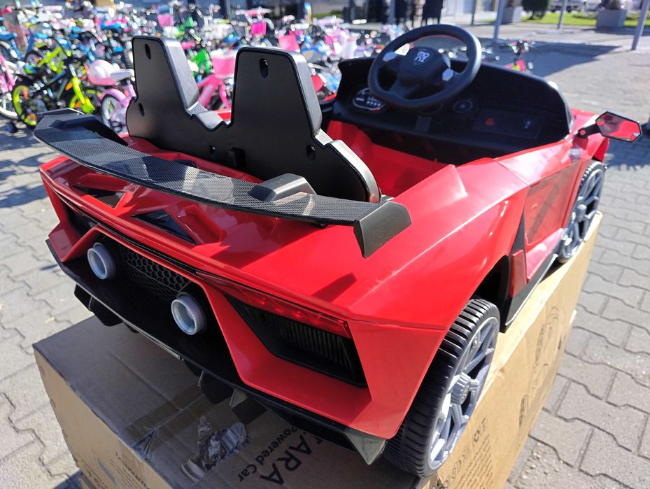 LAMBO Акумулаторна кола CHIARA червен