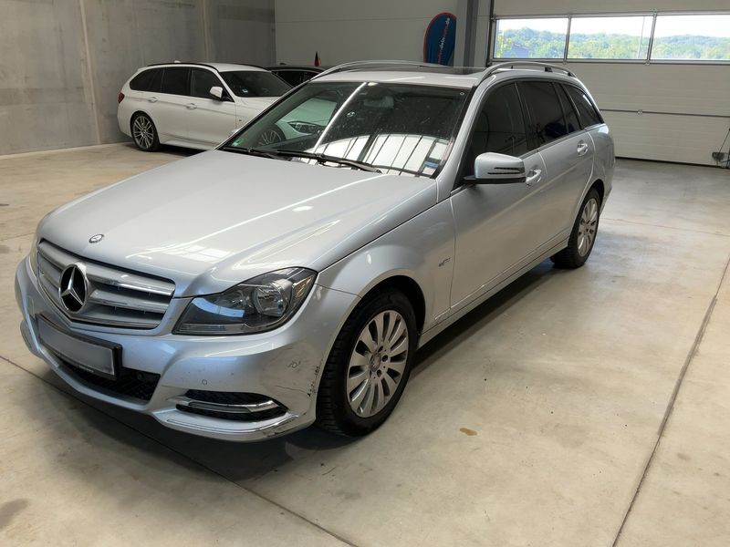 Mercedes-Benz C-Klasse C 220 CDI T BlueEfficiency Avantgarde 2011