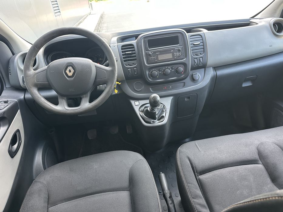 RENAULT Trafic 2017 — imagine 5