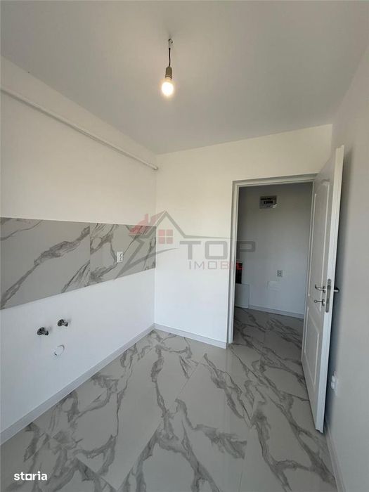 Vanzare apartament cu 1 camera, loc de parcare - Lunca Cetatuii - Comi