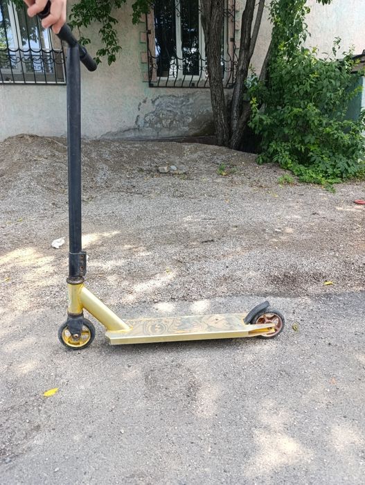 Продаю трюковой самокат