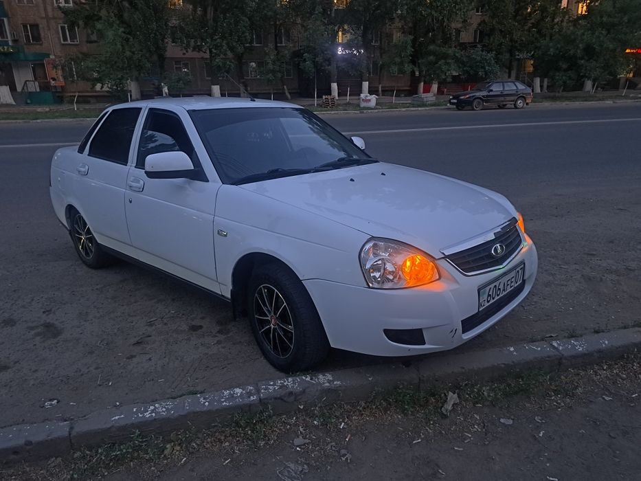 Продам приору 2 чистая казашка