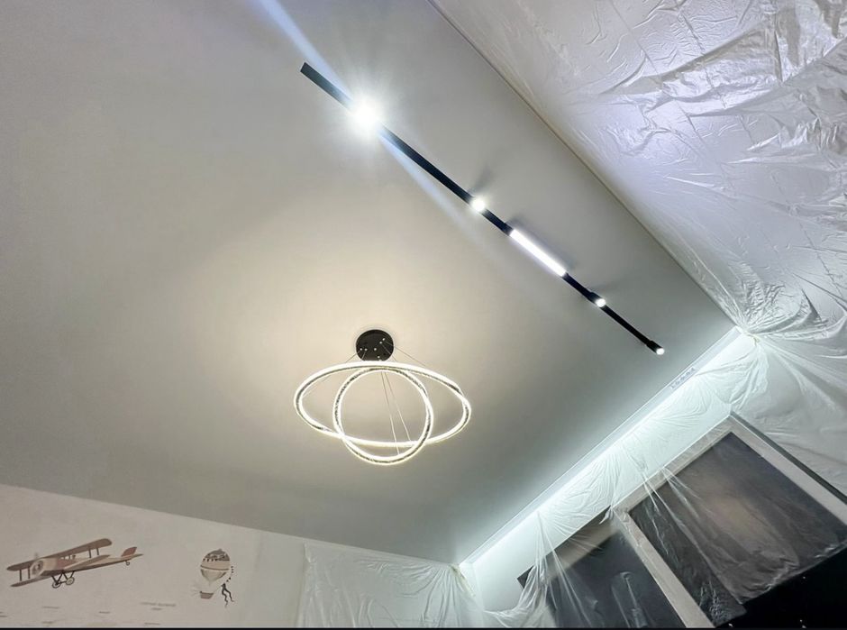 Натяжные потолки по акции.