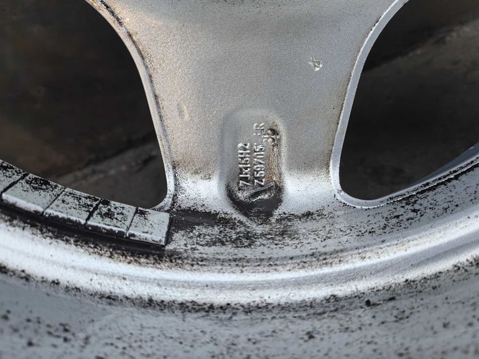 Джанти с гуми за мерцедес С - класа