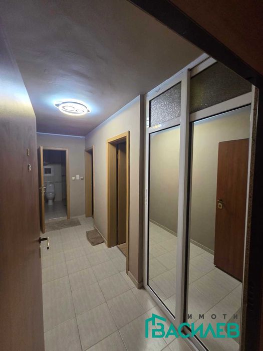 Продава се Двустаен апартамент в София, Център - 75 кв.м за 1938 €/кв.м - Снимка #5