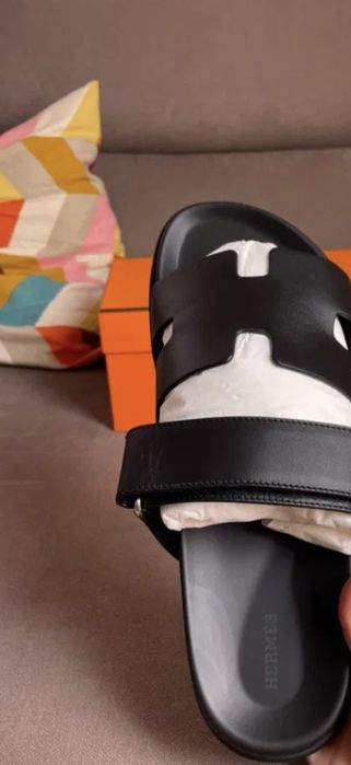 Sandale Hermes negre cypre noi