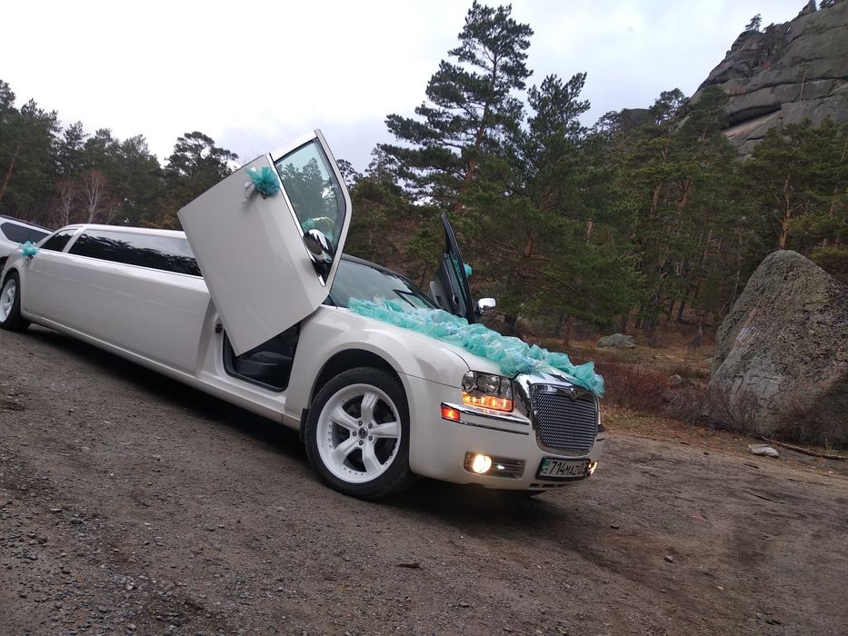 Продам украшения на автомобиль