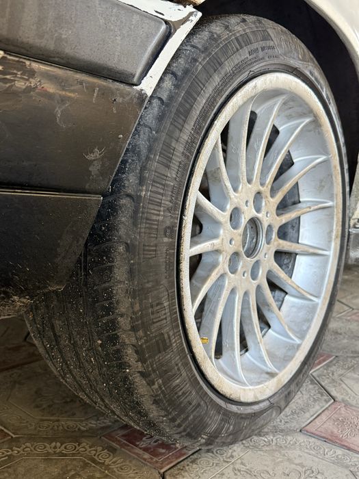 Продам диски на бмв р18 32 стиль