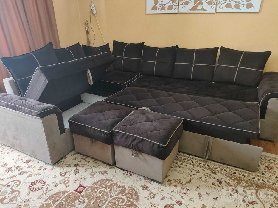 Диван раскладной с пуфиками б/у