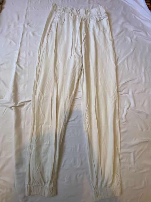 Все вещи по 2000 тг