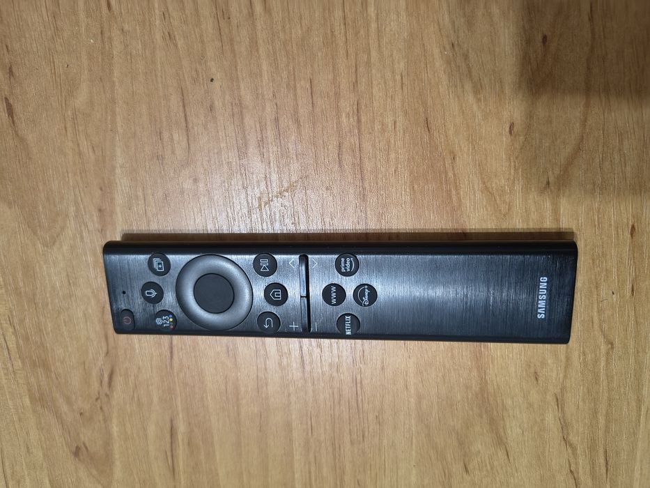 Vand TV Samsung Q60BA 43 inch model 2023