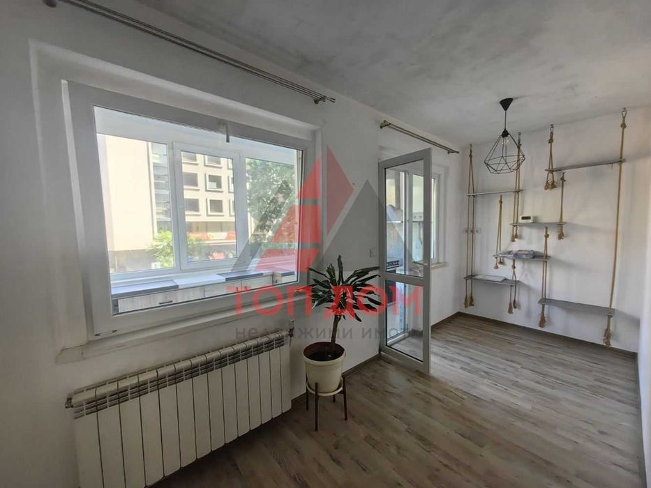 Дава се под наем Четиристаен апартамент в Варна, Спортна зала - 100 кв.м за 800 € - Снимка #4