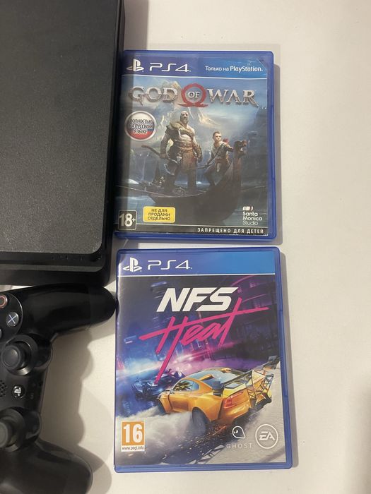 Продается Play station  (PS) 4 slim