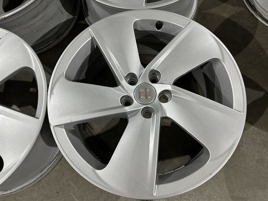 4бр. ОТЛИЧНИ 17” ОРИГИНАЛНИ Джанти 5х100 за -SEAT/AUDI/VW/SKODA/VAG- 7Jx17H2, ET46